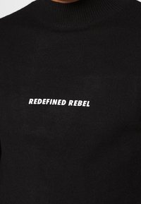 Redefined Rebel Maglione - black