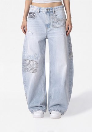 Project Blue, BARREL - Wide leg - bandana blue
