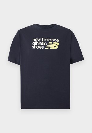 New Balance, ATHLETICS PREMIUM RELAXED CHEST LOGO T-SHIRT - Print T-shirt - dark night