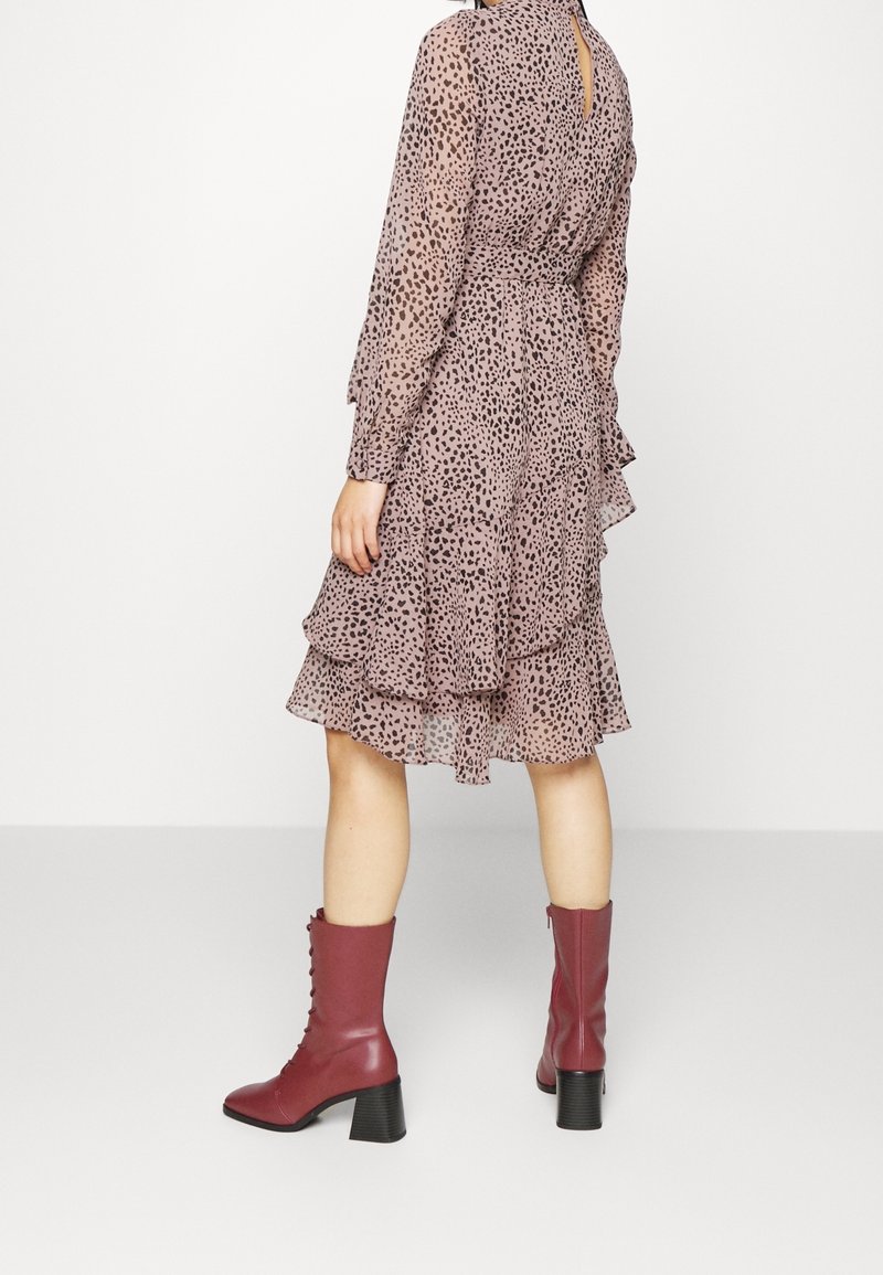 Vero Moda Petite Day dress dark green (Pre-owned)