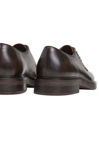 Hackett London EGMONT WALL - Stringate eleganti - dark brown