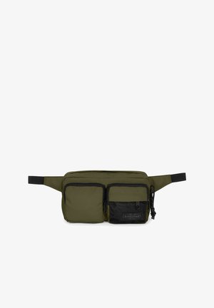 Marsupio verde oliva realizzato in tessuto, con due tasche frontali con zip, una tasca in rete e una tracolla regolabile.