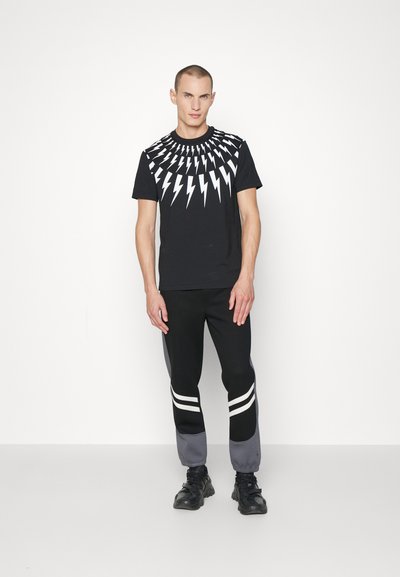 Neil Barrett FAIRISLE THUNDERBOLT SLIM - T-shirt con stampa - black