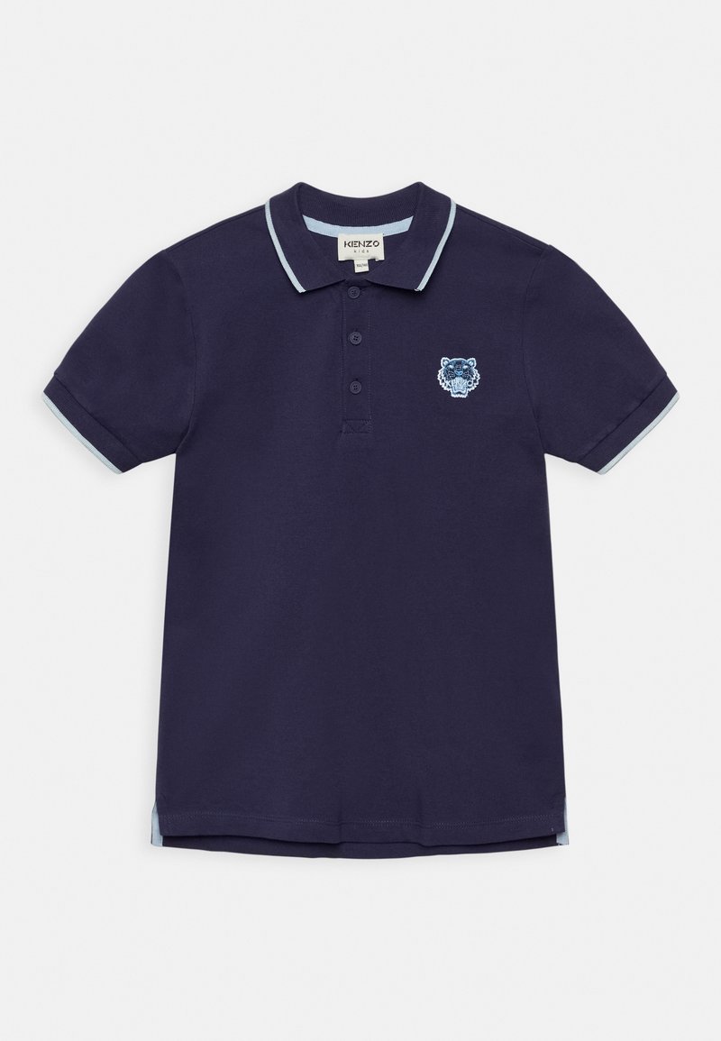 Polo blu navy in cotone, con patta a due bottoni, rifinitura azzurro chiaro e logo di tigre ricamato sul petto a sinistra.