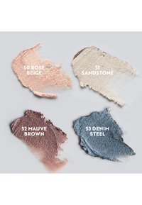 Neljä luomiväriä, joissa lukee 50 Rose Beige, 51 Sandstone, 52 Mauve Brown ja 53 Denim Steel vaaleanharmaalla taustalla.