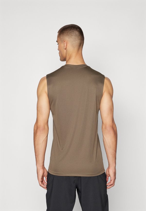 TRAIN TECH TEE - Top3