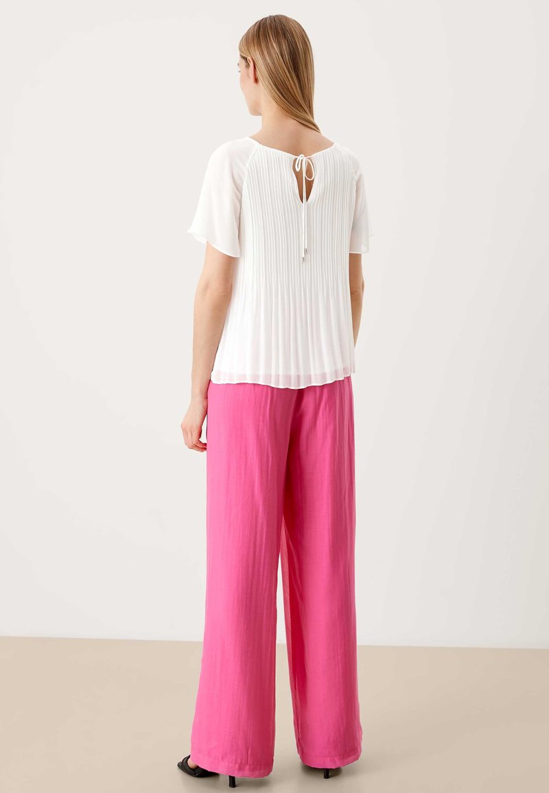 Damen Hemdblusen | s.Oliver BLACK LABEL Bluse cream/offwhite - XM52847 Damen Hemdblusen | s.Oliver BLACK LABEL Bluse cream/offwhite - XM52847