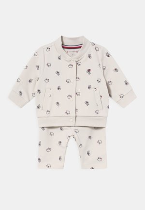 BABY GIFTBOX SET UNISEX - Tuta - alabaster