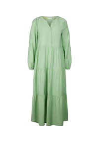Vestido de manga larga en tela verde claro, con escote en V, cierre de botones y una silueta fluida. Textura duradera y suave.