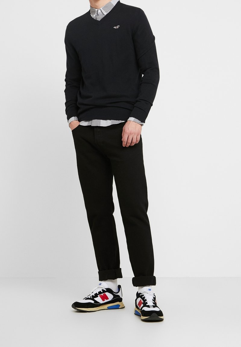 Hollister Jumper black (Pre-owned) Zalando