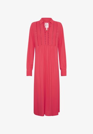 Dolge koralno-rdeče obleke s ovratnim izrezom, zapletenimi čipkastimi detajli na telesu in dolgimi rokavi z elastičnimi manšetami. Mehka tekstura tkanine.