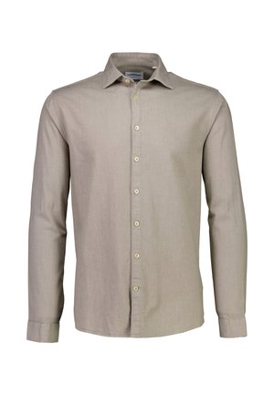 Lysebrun, langærmet skjorte med knapper, der har en klassisk krave, beige knapper og en glat tekstur.
