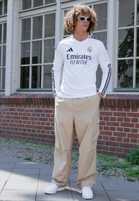 adidas Performance REAL MADRID 24/25 LONG SLEEVE HOME - Klubbkläder - white