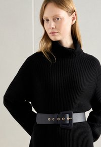 Remen - black