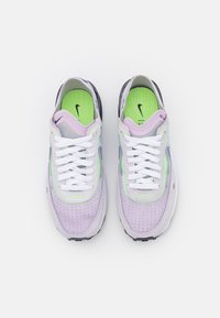 Nike Sportswear W NIKE WAFFLE ONE - Sapatilhas - football grey/light thistle/dark obsidian/white doll/ghost green