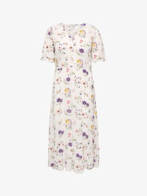 ONLY Carmakoma, Robe longue - cloud dancer