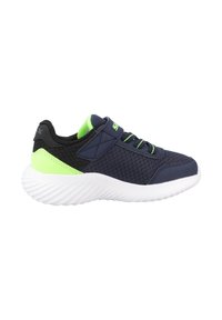 Zapatilla atlética de malla en color navy con una suela texturizada blanca, detalles en verde lima, ribetes negros y cordones elásticos para una fácil puesta.