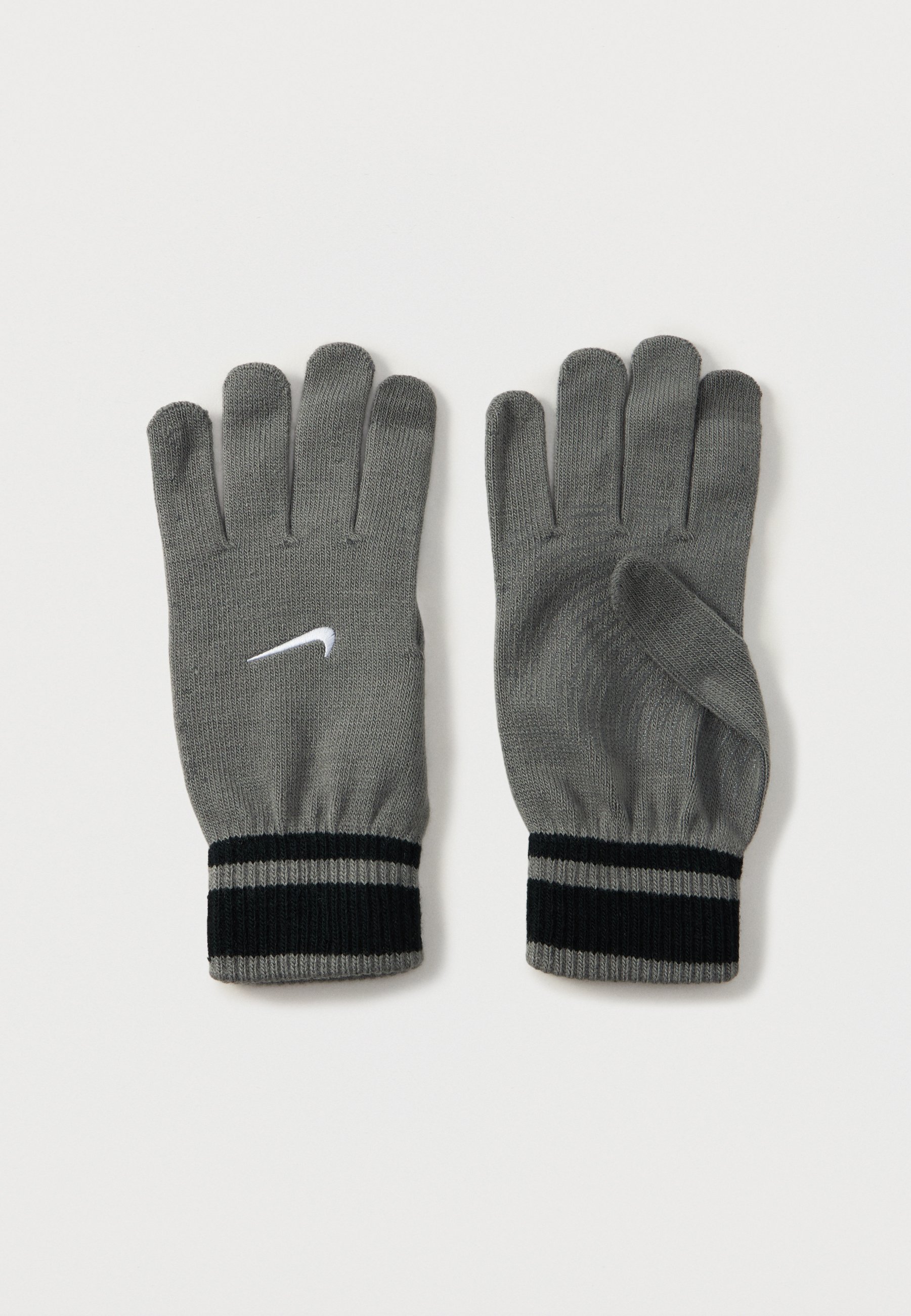 nike tech and grip