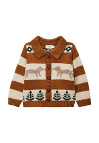 Gilet en tricot brun et crème avec un col, présentant des motifs de renard et d'arbre, cinq boutons, et des finitions côtelées au bas et aux poignets.