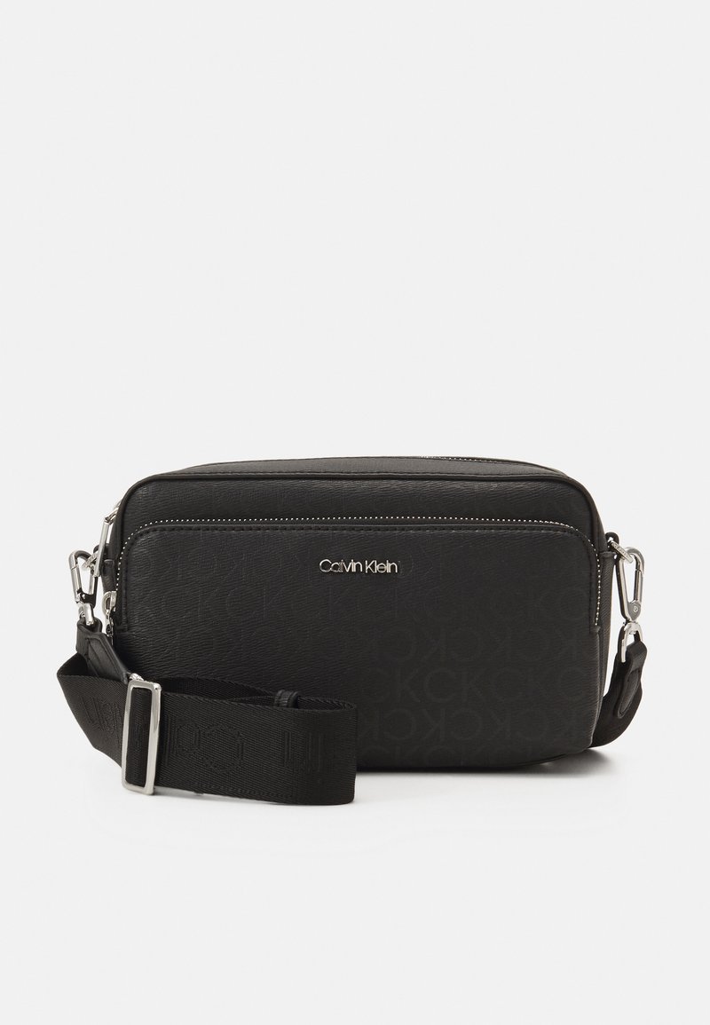 Calvin Klein MUST CAMERA BAG MONO - Rankinė per petį - black mono