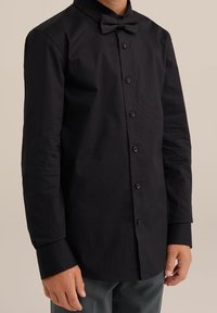 WE Fashion BOW TIE - Skjorta - black