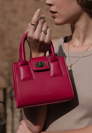 ESSENTIAL - Torba čez telo - rosa