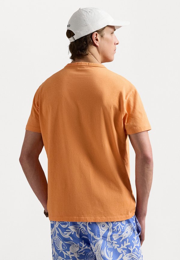 CLASSIC FIT JERSEY CREWNECK T-SHIRT - Basic T-shirt - classic peach2