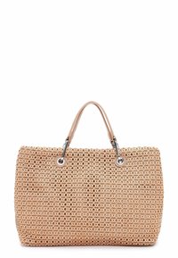 Borsa a tracolla beige intrecciata con due manici in pelle tan fissati da anelli in metallo argentato, forma rettangolare con motivo a cesta testurizzato.
