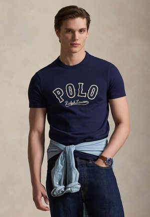 CUSTOM SLIM FIT WESTERN-LOGO T-SHIRT - Print T-shirt - cruise navy