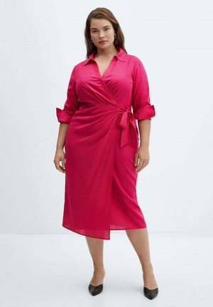 CAROLA - Robe chemise - fuchsia