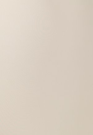 Tissu beige avec une texture lisse, présentant un léger éclat et un motif minimaliste, offrant une apparence uniforme sur toute la surface.