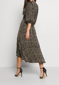 Good American Vardagsklänning - olive