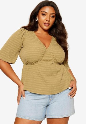 Curves Like These CRINKLE UNDERBUST FLUTTER SLEEVE PEPLUM REGULAR FIT - Blouse - khaki green