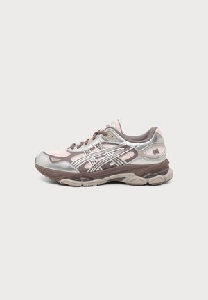 ASICS SportStyle, GEL NYC 2.0 UNISEX, brązowy