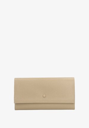 Portefeuille en cuir beige avec une finition texturée, doté d'un rabat avant et d'une fermeture à bouton-pression. Design simple, forme rectangulaire.