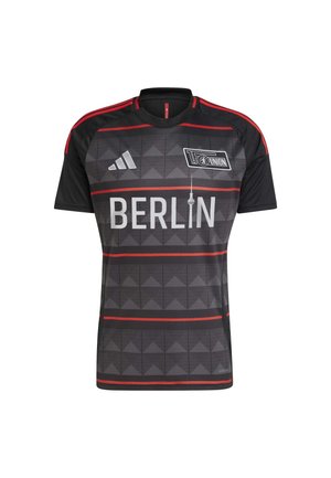 Schwarzes Kurzarmtrikot mit roten Streifen, geometrischem Muster, "BERLIN" in Weiß bedruckt und Adidas-Logo auf der rechten Brust, aus synthetischem Material.