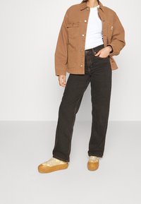 BDG Urban Outfitters Jeans relaxed fit - brown