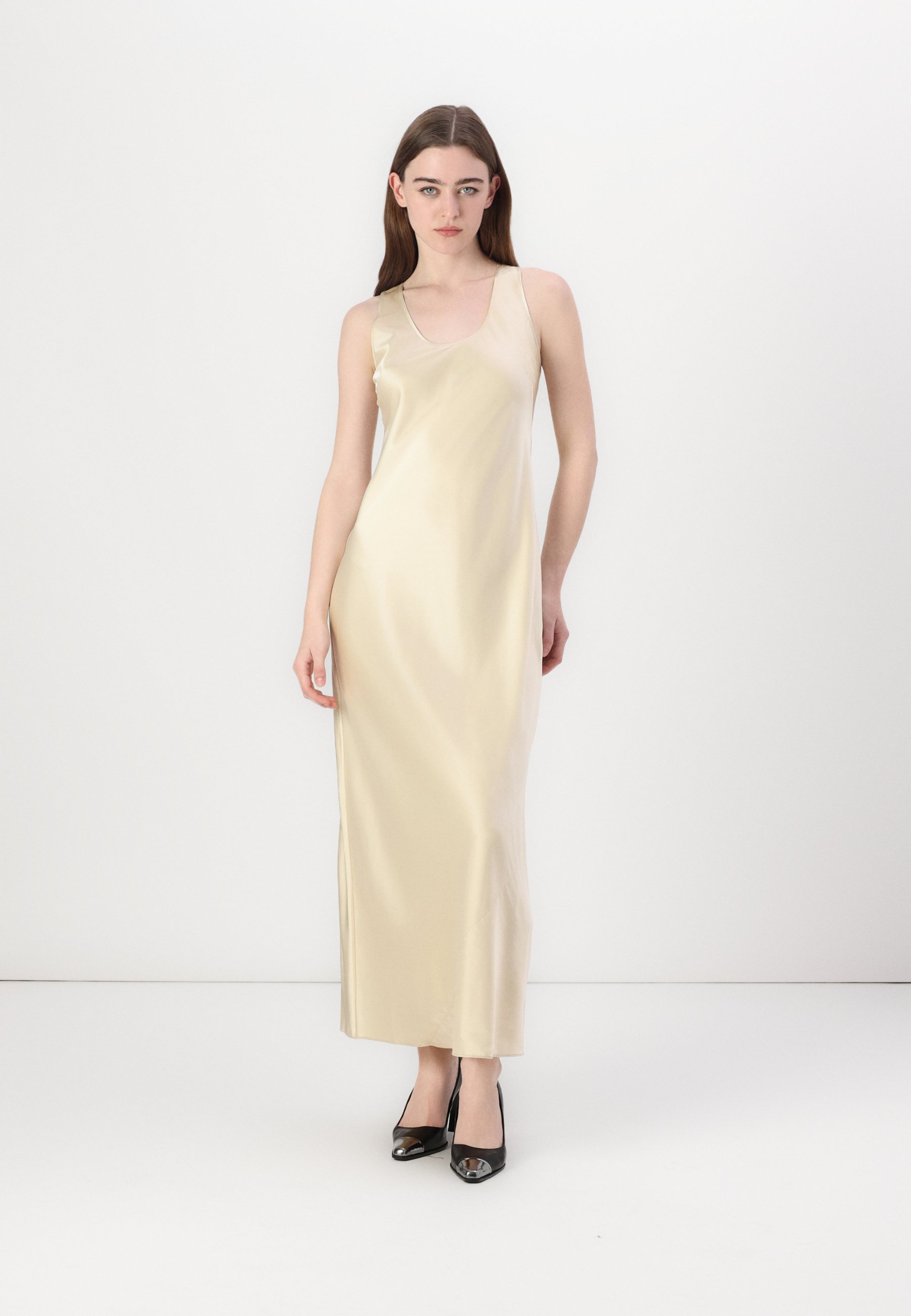 beige calvin klein dress Sheer V-neckline Pink Mermaid Wedding Dress with Tulle Train –  loveangeldress