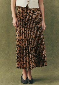Next REGULAR FIT - Jupe trapèze - leopard print
