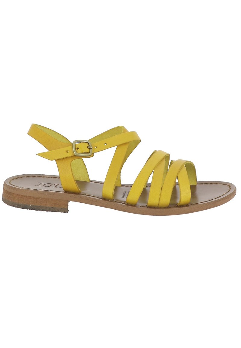 iota sandales