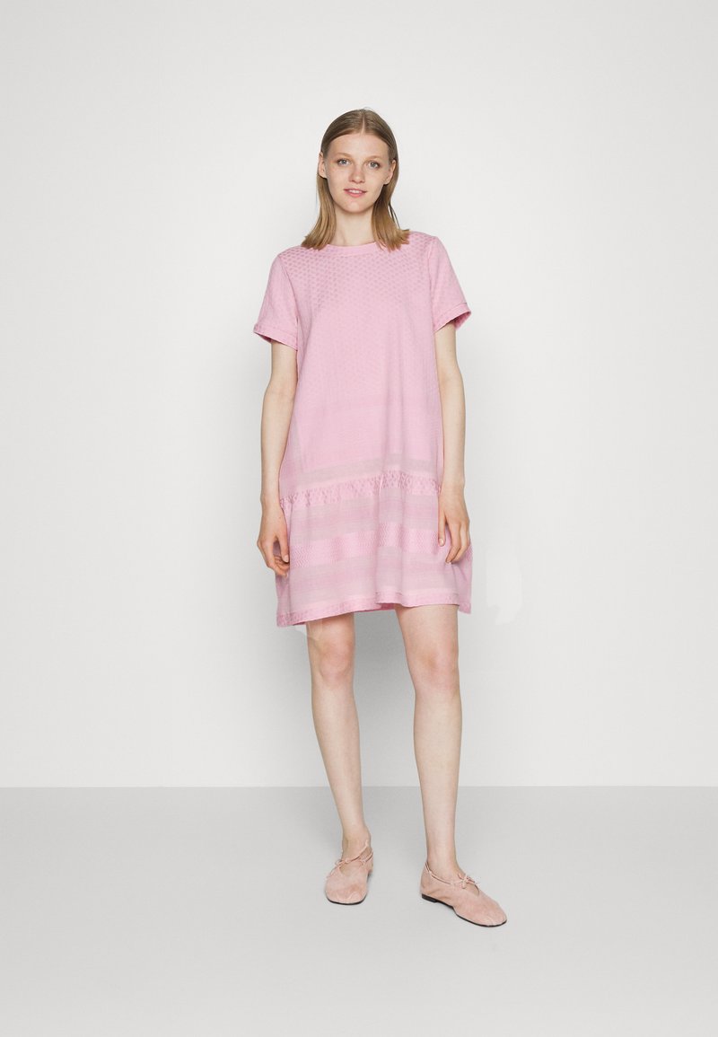 Damen Freizeitkleider | SUMMERY Copenhagen DRESS Freizeitkleid candle pink/cameo pink/rosa - RE83730 Damen Freizeitkleider | SUMMERY Copenhagen DRESS Freizeitkleid candle pink/cameo pink/rosa - RE83730