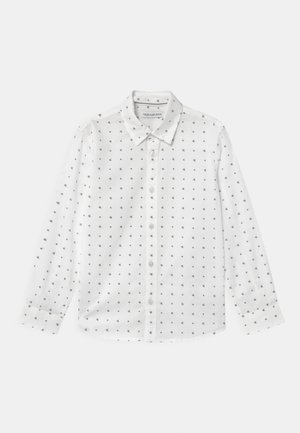 Camicia bianca a maniche lunghe con colletto button-down, caratterizzata da un leggero motivo geometrico nero su tutta la superficie e un orlo dritto.