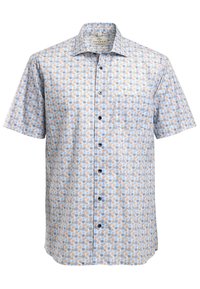 Korte mouwen shirt in lichtblauw met een herhalend cirkelpatroon in oranje en marineblauw. Voorzien van een knoopsluiting aan de voorkant en een enkele borstzak.