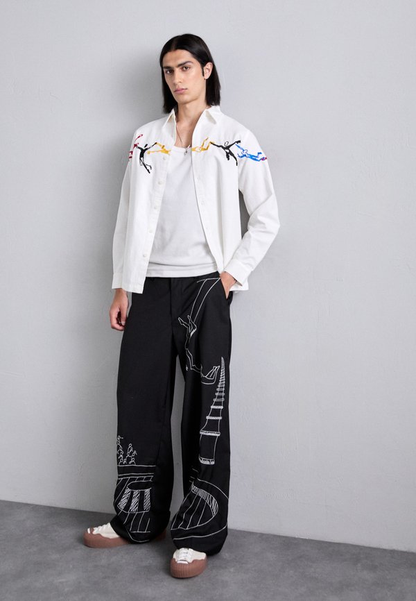 CIRCUS SKETCH BAGGY TROUSER - Trousers3