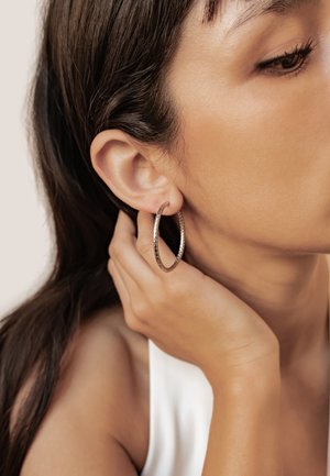 Hey Happiness, SNAKE SKIN HOOP - Earrings - silver-coloured
