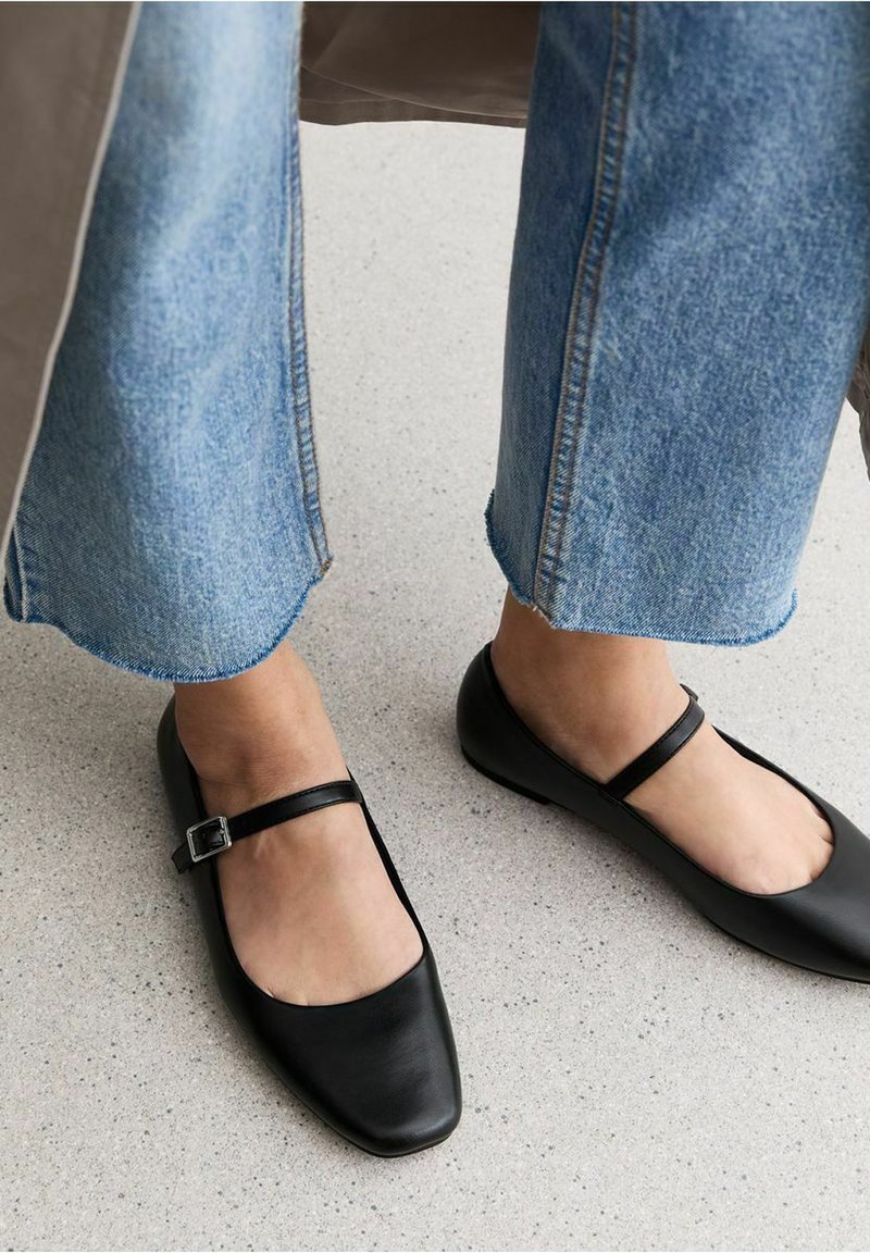 New Look Ballerina's met enkelbandjes - black
