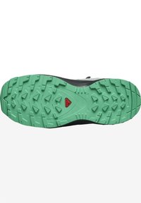 Salomon MOUNTAIN OUT WARD MEDIA  - Botines bajos - green