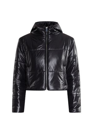 Fekete puffernadrág kapucnival, fényes textúrával, cropped fazonban, elülső cipzárral és vízszintes steppeléssel.