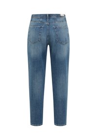 Blå denimjeans vist bagfra med to baglommer, bæltestropper og lige ben.