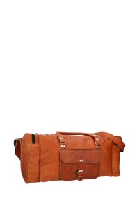 Læder-taske i en dyb brun farve med et stort rum med lynlås, frontlomme med klap og justerbar skulderrem.